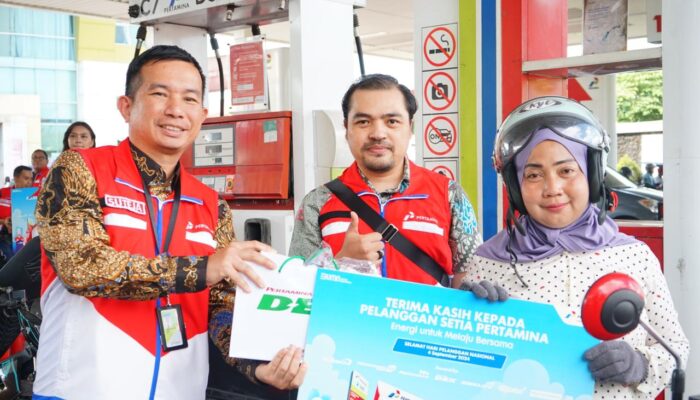 Pertamina Patra Niaga Sulawesi Beri Apresiasi di Hari Pelanggan Nasional 2024