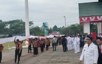Kirab Merah Putih Semarakkan Perayaan HUT ke-80 RI di Bumi La Maranginang