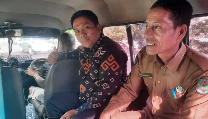 Naik Angkot ke Acara Dinas, Pejabat Diskominfo Luwu Utara Tunjukkan Kesederhanaan