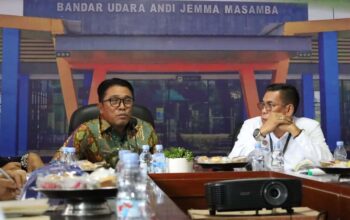 Masyarakat Diminta Sambut Baik Pendaratan Perdana Pesawat ATR 72 di Bandara Andi Djemma