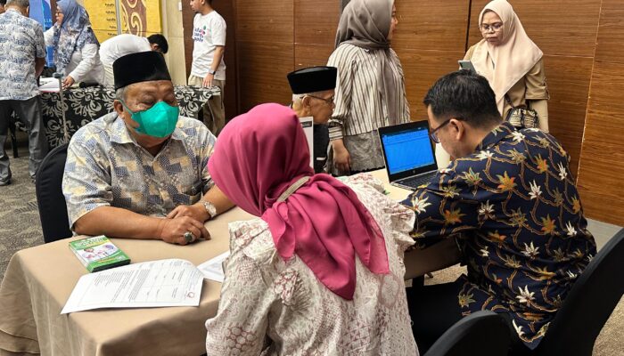 Kalla Toyota Laksanakan Program CSR, Berikan Pemeriksaan Kesehatan Gratis