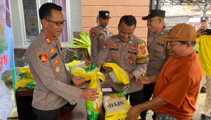 Polsek Samarinda Kota Gelar Gerakan Pangan Murah, 2 Ton Beras Disalurkan ke Warga