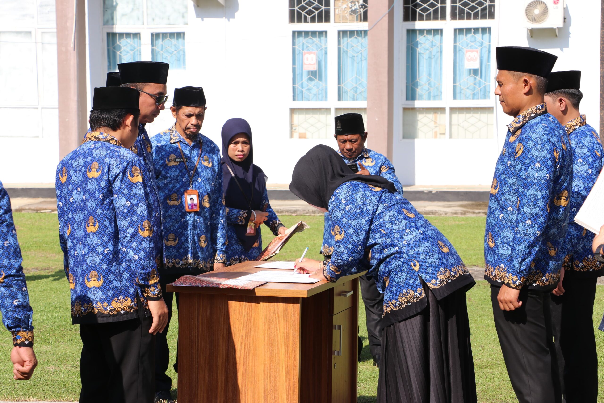 Tandatangani Perjanjian Kerja, 288 ASN PPPK Luwu Utara Dituntut Adaptif, Responsif, dan Inovatif