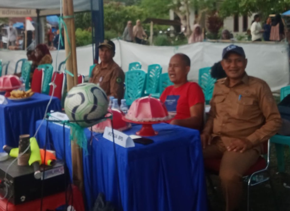 Kepala Disporapar Luwu Utara Tutup Turnamen Sepak Bola Bumi Harapan Cup II