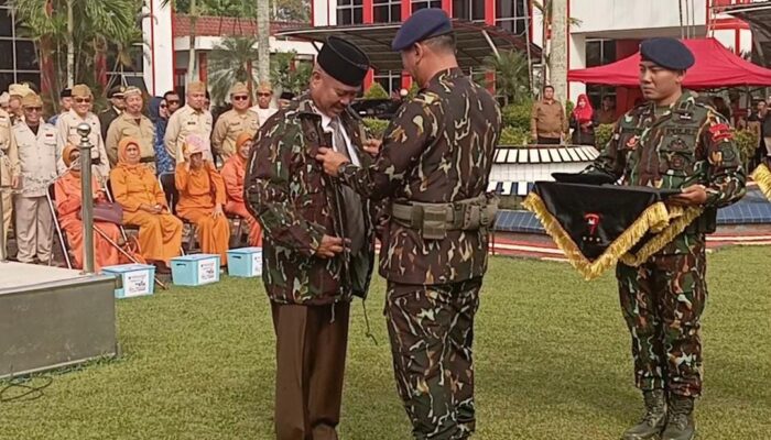 Mantan Bupati Kukar Edi Damansyah Terima Gelar Warga Kehormatan Muda Korps Brimob Polri