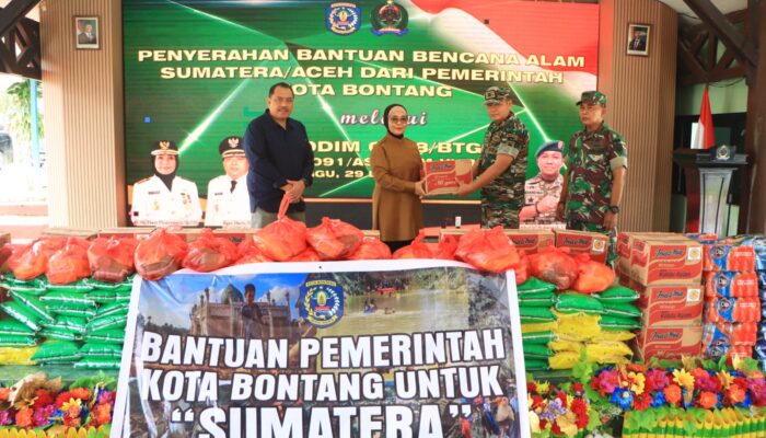 Pemkot Bontang Bersama Kodim Lepas Bantuan Sembako untuk Korban Bencana Aceh dan Sumatra