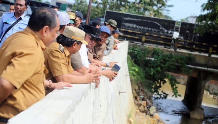 Gubernur Kaltim Tinjau Proyek Drainase Rp55 Miliar di Kanaan, Dorong Infrastruktur Tahan Banjir dan Bernilai Sosial