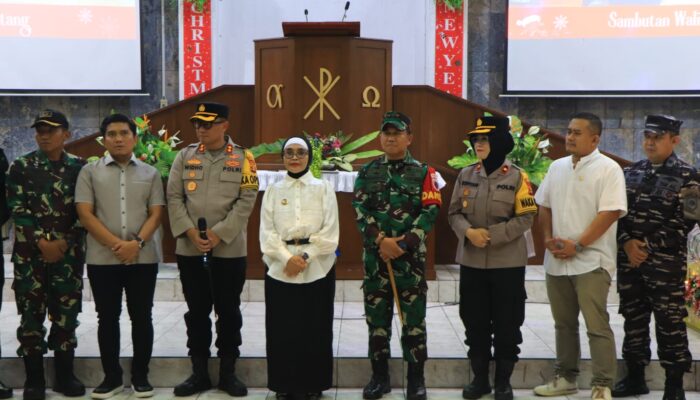 Pastikan Situasi Malam Natal Aman, Dandim 0908/Bontang Bersama Forkopimda Patroli Gereja