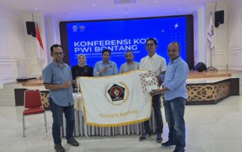 Muhammad Kusnadi Terpilih Aklamasi Pimpin PWI Bontang 2026–2029