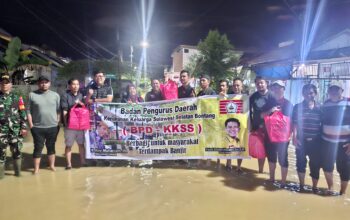 KKSS Bontang Bergerak, Salurkan 250 Nasi Kotak untuk Warga Terdampak Banjir
