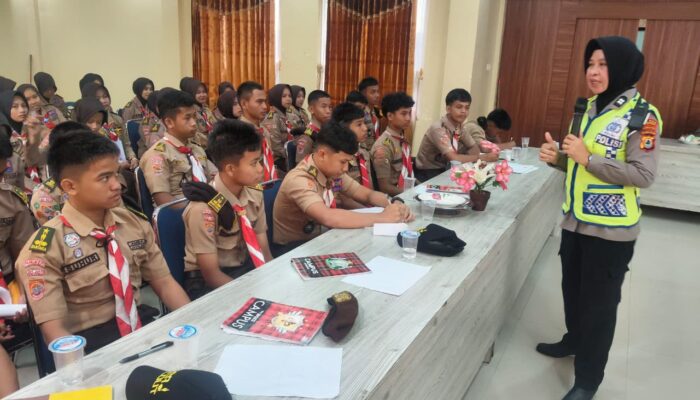 Polantas Menyapa: Pramuka Saka Bhayangkara Diajak Jadi Pelopor Tertib Berlalu Lintas di Pangkep