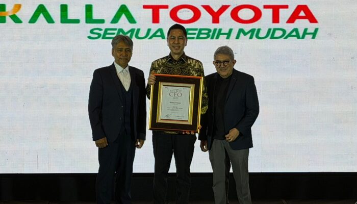 Di Ajang SWA Media Group, Chief Executive Officer Kalla Toyota Raih Penghargaan Indonesia Best CEO 2025