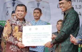 1.300 Guru Ngaji di Bontang Terima Sembako Ramadan
