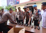 Kapolres Palopo Cek Senjata Api Anggota, Pastikan Penggunaan Sesuai Prosedur