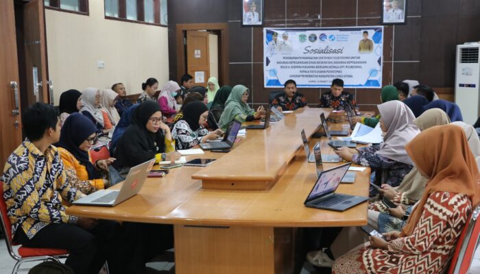 Wakili Bupati, Kadis Kominfo-SP Andi Zulkarnain Buka Sosialisasi Sertifikat Elektronik