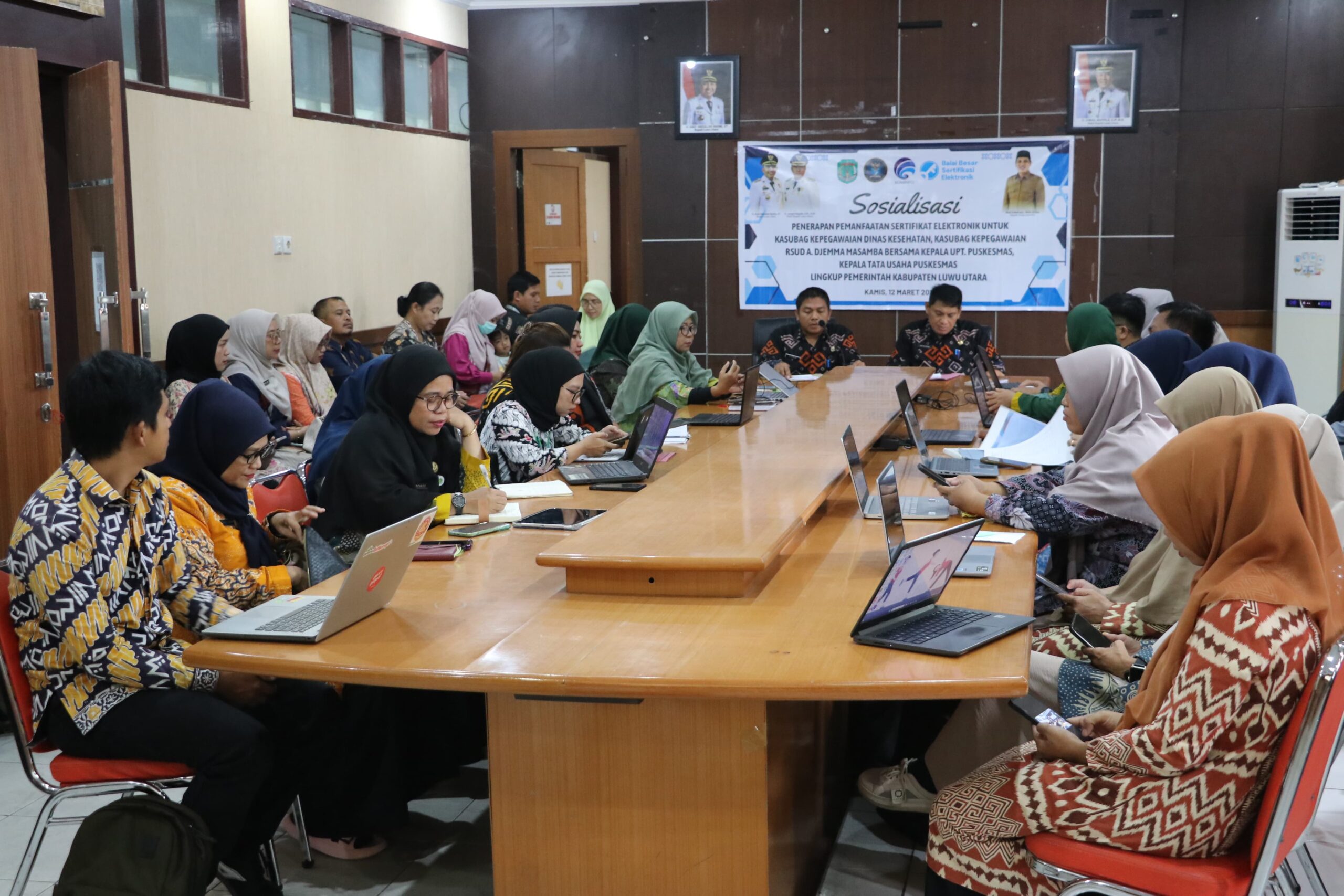 Wakili Bupati, Kadis Kominfo-SP Andi Zulkarnaen Buka Sosialisasi Sertifikat Elektronik