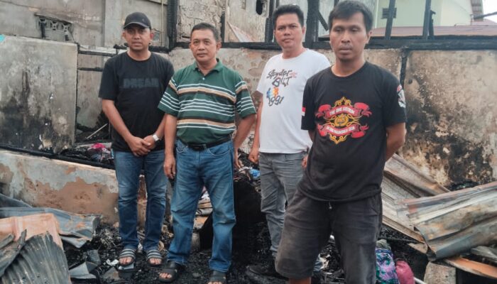 Tinjau Lokasi Kebakaran, Camat Bontang Selatan Fokus Penanganan Warga Terdampak