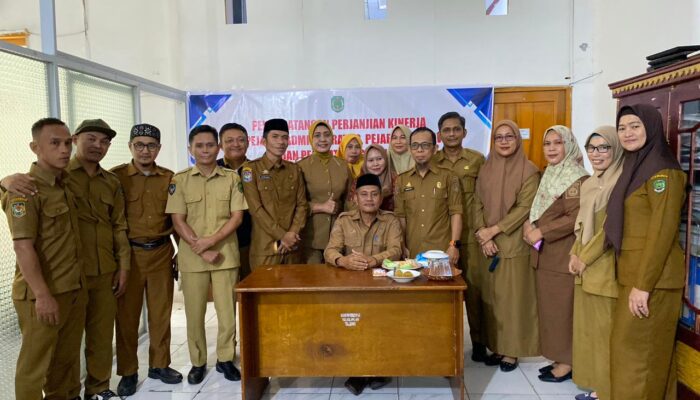 Perkuat Integritas, Disporapar Luwu Utara Teken Perjanjian Kinerja 2026