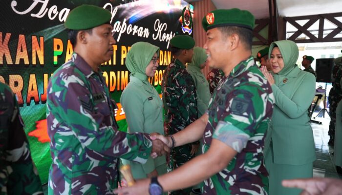 Dandim 0908/Bontang Pimpin Upacara Korp Raport Kenaikan Pangkat