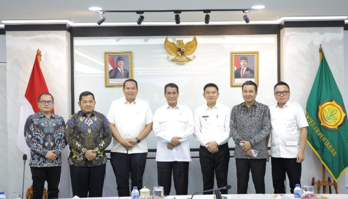 Perkuat Sektor Pertanian dan Perkebunan, Bupati Lutra Temui Mentan 