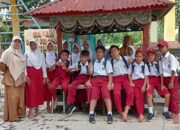 Dalami Sejarah Islam Tana Luwu, Siswa SDN 181 Makitta Kunjungi Makam Datuk Pattimang