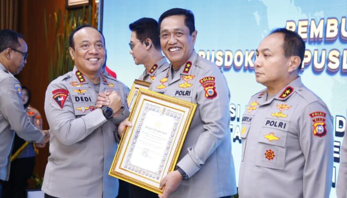 Raih Peringkat I Nasional IKPA 2025, Kapolda Sulsel Terima Penghargaan