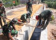 Satgas TMMD Ke-128 Percepat Pembangunan Jalan di Bontang Kuala, Kini Tahap Pemasangan Bekisting 