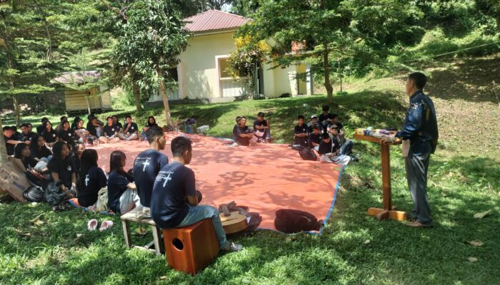 PERAK SMAN 4 Lutra Gelar Retreat di ODTW Pincara, Pererat Kebersamaan Sekaligus Promosikan Wisata Lokal