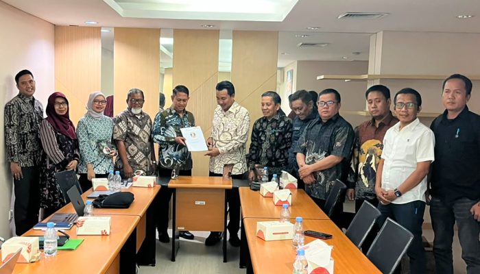 Siap Melompat Lebih Tinggi, Bupati Andi Rahim Jajaki Kerja Sama Industri Skala Besar dengan Kemenperin