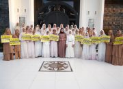 Perkuat Syiar Islam dari Lingkungan Terkecil, Shemmy Permata Sari Serahkan Hibah Majelis Taklim