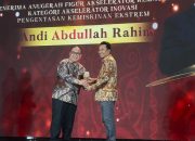 Andi Rahim Sabet Penghargaan Detiktimur Awards 2026 Berkat Inovasi Pengentasan Kemiskinan Ekstrem