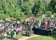 Gelorakan Semangat Kemerdekaan, Disporapar Lutra Sukses Gelar Tourism Zumba di ODTW Pincara
