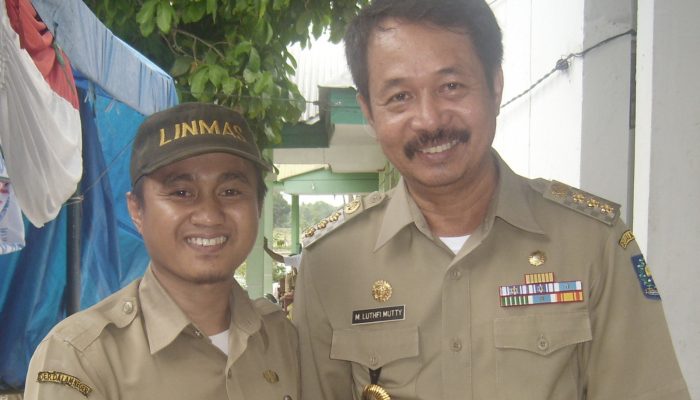 Sang Pioneer Menghapus Batas, Membangun Zaman: Selamat Ulang Tahun ke-70, Opu LAM!
